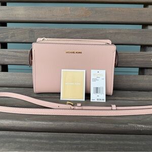 Michael Kors Leslie MD Messenger leather crossbody